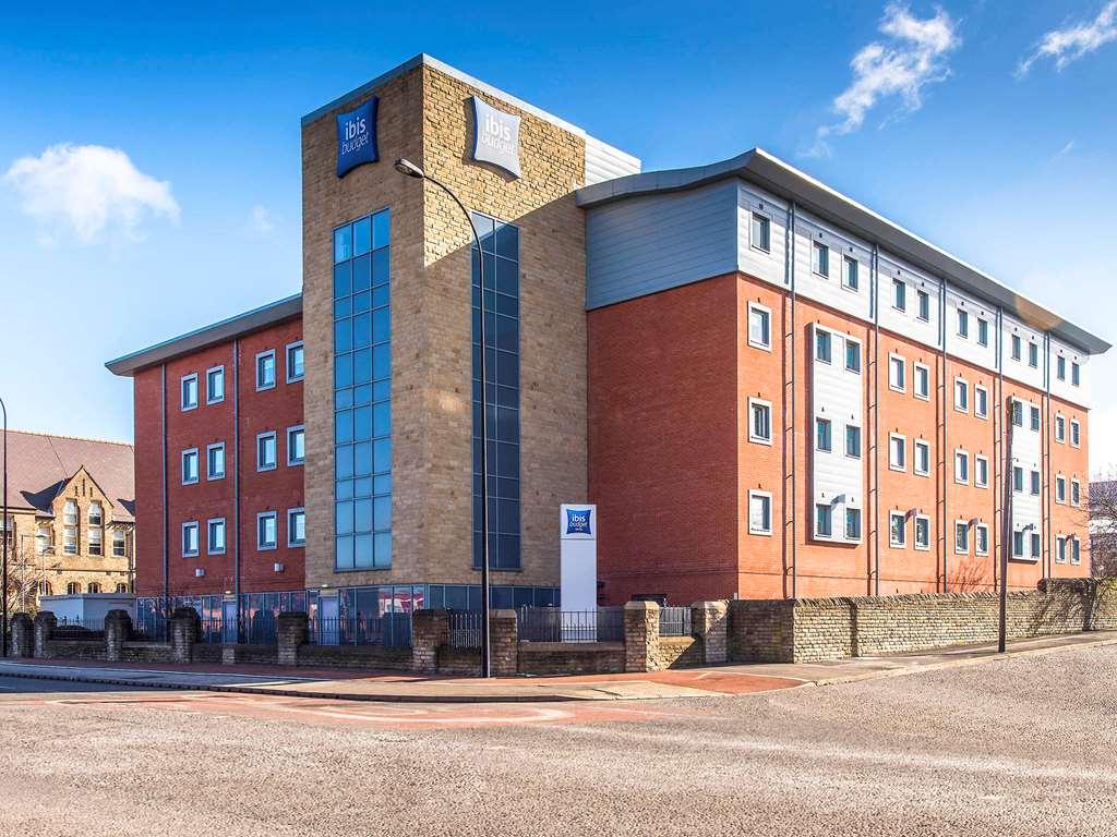 Ibis Budget Sheffield Arena Exterior photo