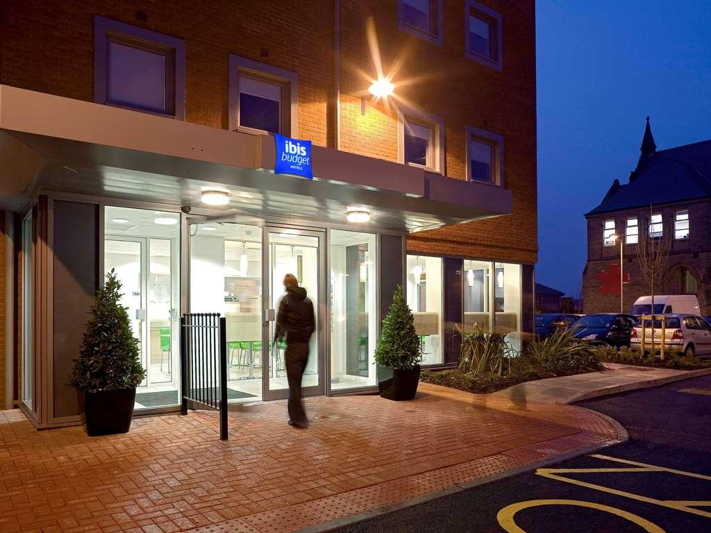Ibis Budget Sheffield Arena Exterior photo